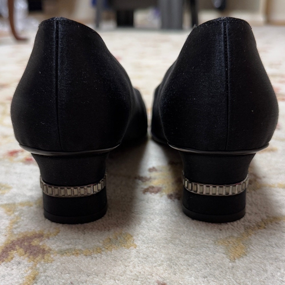 Salvatore Ferragamo Reame heels - Picture 4 of 10